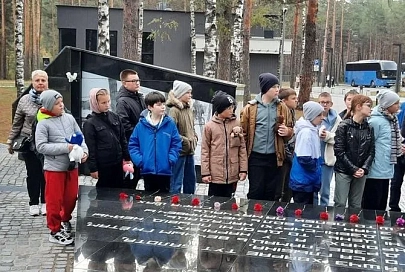 Воспитанники и педагоги Мозырского центра туризма и краеведения детей и молодежи восстановили справедливость по отношению к узнику концлагеря в Озаричах