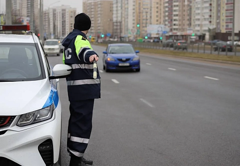 Пренебрегли ремнями безопасности: более 2 100 нарушений ПДД выявили сотрудники ГАИ за предвыходные и выходные дни