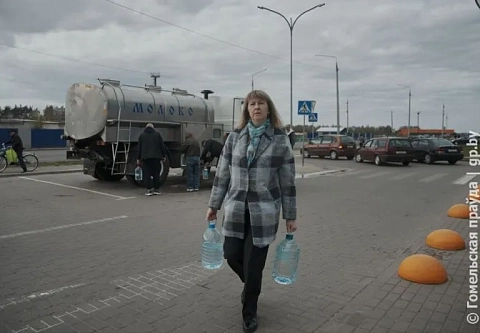 В Рогачеве местные власти экстренно решают ситуацию с водой