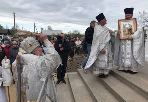 В Малых Автюках Калинковичского района освящен новый храм в честь святой Параскевы