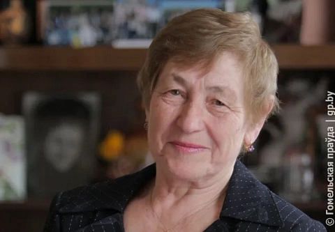 Валентина Савельевна Васильева, взрастившая и воспитавшая несколько поколений гомельчан, отметила 90-летний юбилей