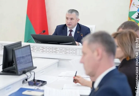 Ускоряемся с царицей полей. На аппаратном совещании в облисполкоме обсудили ход посевной