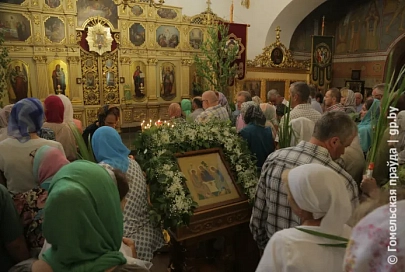 31 мая православные верующие празднуют День Святой Троицы