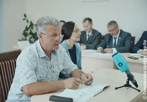 Не устраивает качество воды. Губернатор Иван Крупко провел прием граждан в Гомеле