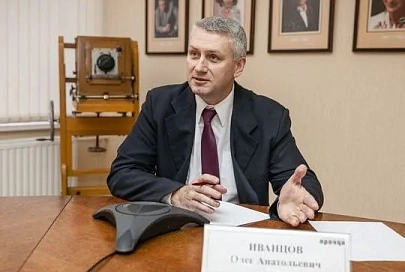 Примете в госпиталь? Тибетский знахарь сказал, что у меня отит 