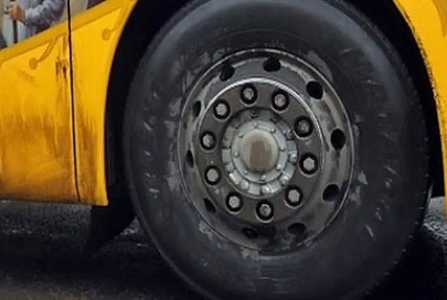В Минске мужчина погиб под колесами автобуса, пытаясь догнать транспорт