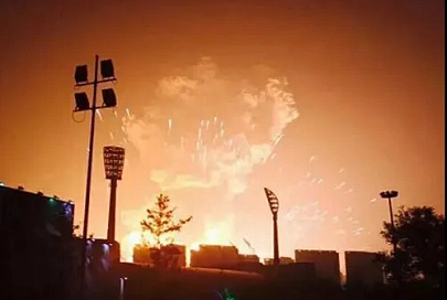 Мощный взрыв в Китае: около 400 пострадавших и десятки пропавших без вести