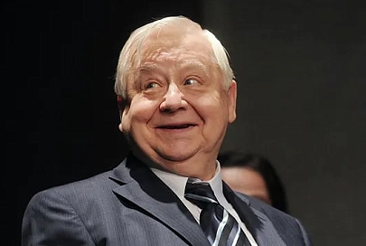 Лукашенко поздравил Олега Табакова с юбилеем