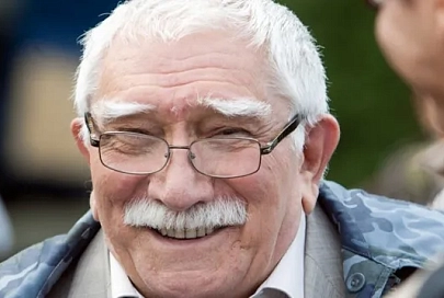Президент Беларуси поздравил Армена Джигарханяна с 80-летием 