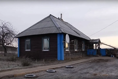 7 человек на 35 квадратных метрах: семья Бусел из деревни Романовка мечтает о новом жилье