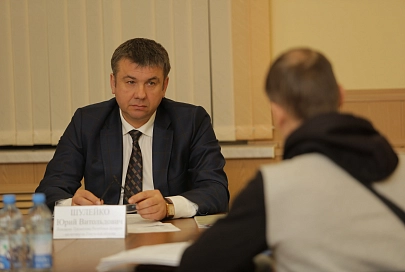 Прием граждан в Буда-Кошелевском райисполкоме провел помощник Президента Республики Беларусь — инспектор по Гомельской области Юрий Шулейко 