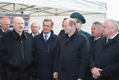 Президент Беларуси Александр Лукашенко находится в рабочей поездке в Гомельскую область. Она началась с жемчужины Полесья — древнего Турова