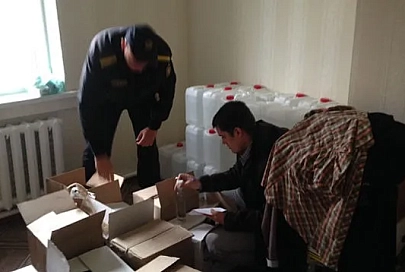 Более 500 л спирта и контрафактной водки изъяли у жительницы Добруша