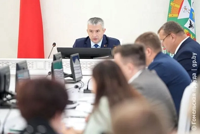 Заготовка кормов, чистота траншей, готовность техники. В облисполкоме обсудили актуальные вопросы сельского хозяйства