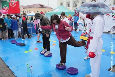 Спорт вопреки дождю. Третий день республиканского фестиваля «Вытокі» стартовал с Олимпийского квеста
