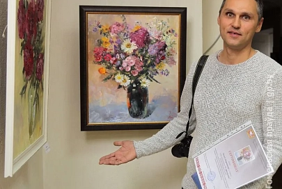 В Светлогорске открылась выставка живописи Олега Курашова