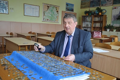 Коллекция монет житковичского нумизмата Виктора Жигало весит более пяти килограммов