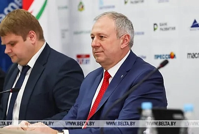 Футболом в Беларуси занимаются более 380 тыс. человек - Румас