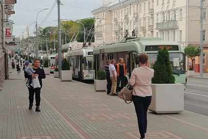 Небольшое ДТП по улице Советской, образовался затор из троллейбусов 