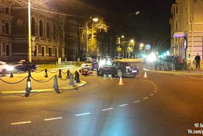 В Гомеле "Рено" столкнулся с мотоциклом, пострадал байкер 