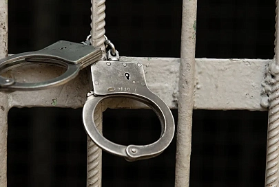 Жителя Светлогорска за убийство отчима приговорили к 7 годам колонии