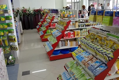 Разновидности стеллажей для магазина