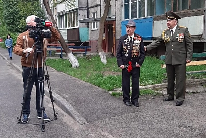 Ветерана Великой Отечественной войны Алексея Головацкого поздравили с праздником в рамках акции "Солдаты Победы"