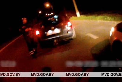 В Минске ГАИ остановила петляющий Volkswagen. Оказалось, иномарку угнали в Жлобине