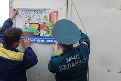В Петриковском районе на автолавках появились обучающие плакаты с  карикатурами МЧС
