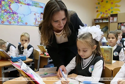 Педработники будут получать к отпуску прибавку на оздоровление
