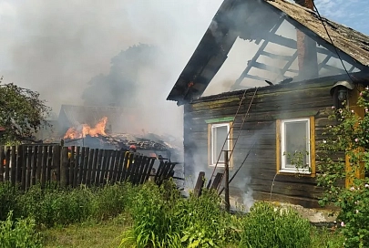  В Гомельском районе горели два дома и сарай