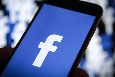 Приложение Facebook получило темный режим