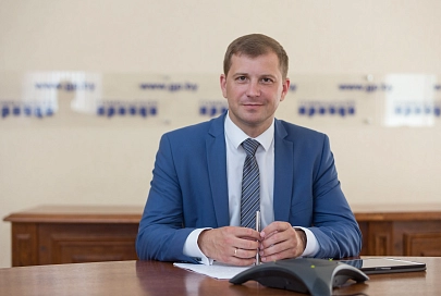 О работе в масках, сельских стандартах и гипермаркетах рассказал начальник главного управления торговли и услуг облисполкома