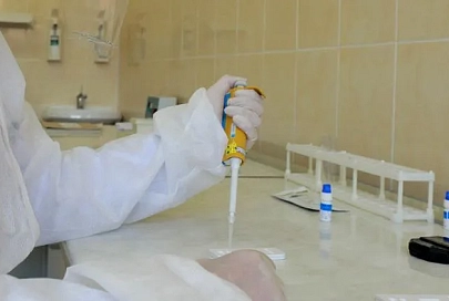 Переболевшим COVID-19 в тяжелой форме можно не вакцинироваться - эксперт