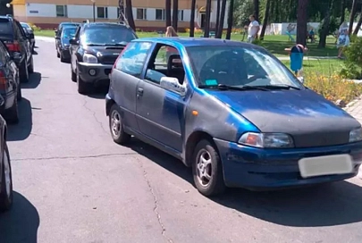 В Мозыре на территории больницы автомобиль сбил ребенка