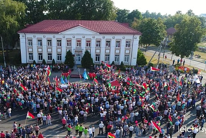 "За Беларусь": в Лельчицах прошёл митинг