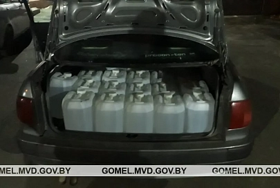 Житель Мозыря перевозил без документов 460 л спиртосодержащей жидкости