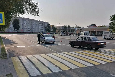 Легковушка сбила 14-летнюю девочку в Ветке
