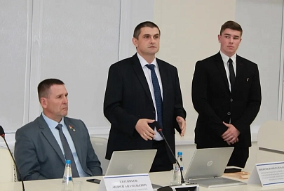 В ГГУ прошла встреча представителей законодательной и исполнительной власти с коллективом и студентами
