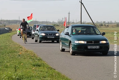 В Гомеле прошел автопробег “За Беларусь”