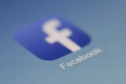 В работе Facebook произошел сбой