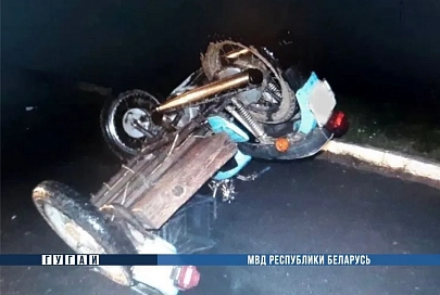 В Светлогорском районе пьяный мотоциклист-бесправник врезался в «Жигули» и пострадал
