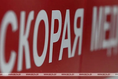 В Речицком районе автомобиль покатился и наехал на ребенка