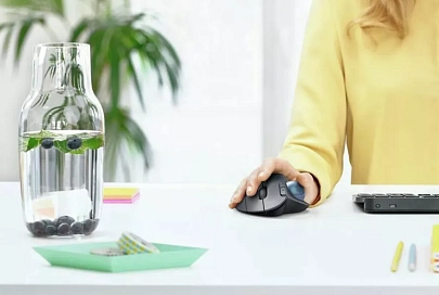 Logitech показал необычную компьютерную мышку, созданную для максимальной эргономичности