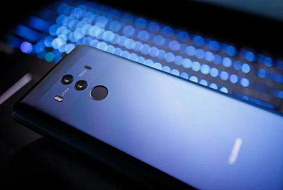 Huawei объявила о продаже бренда Honor из-за санкций США