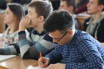 В Беларуси предлагается ввести новые льготы для одаренной молодежи при поступлении в вузы