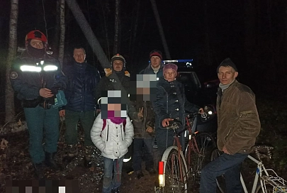  В Буда-Кошелевском районе потерялась семья: спасатели пришли на помощь