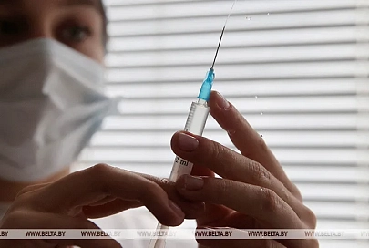 В Беларуси началась вакцинация населения российской вакциной "Спутник V"