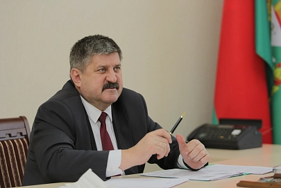 Помогать молодым кадрам: председатель облисполкома Геннадий Соловей провел личный прием в Гомеле