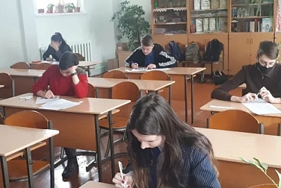 Учащиеся из Лоева и Речицы стали лучшими на областном конкурсе по истории
